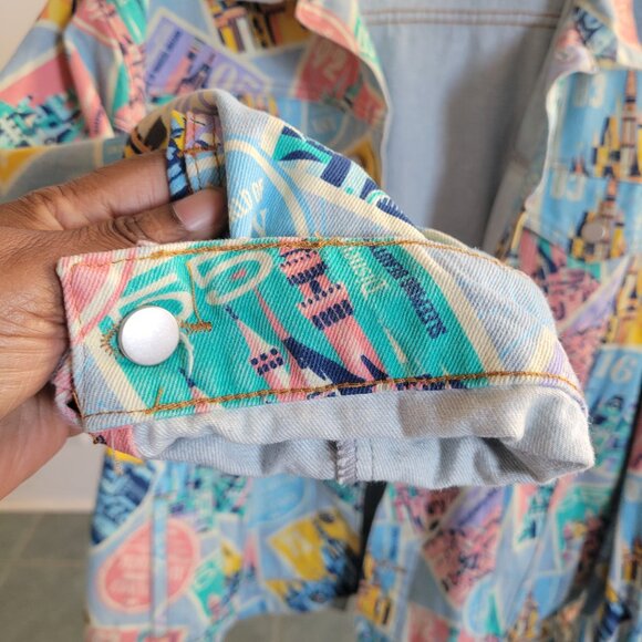 NWT - Castles of Disney Parks D23 Postage Stamps Denim Jacket (Size 2X) - Picture 10 of 16